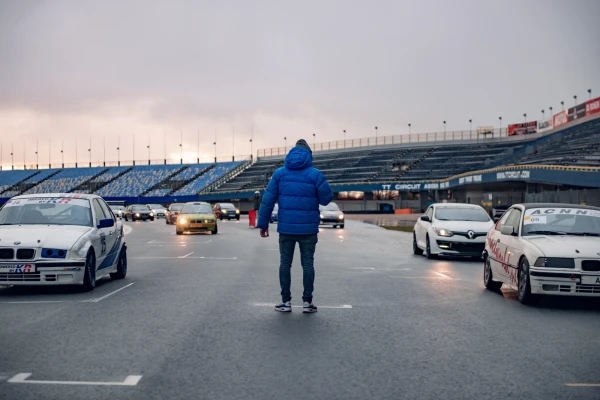 achtergrondafbeelding start tt circuit door Coen